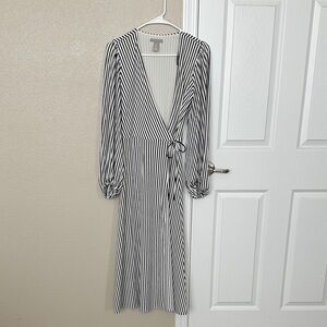 H&M Striped Black and White Wrap Dress